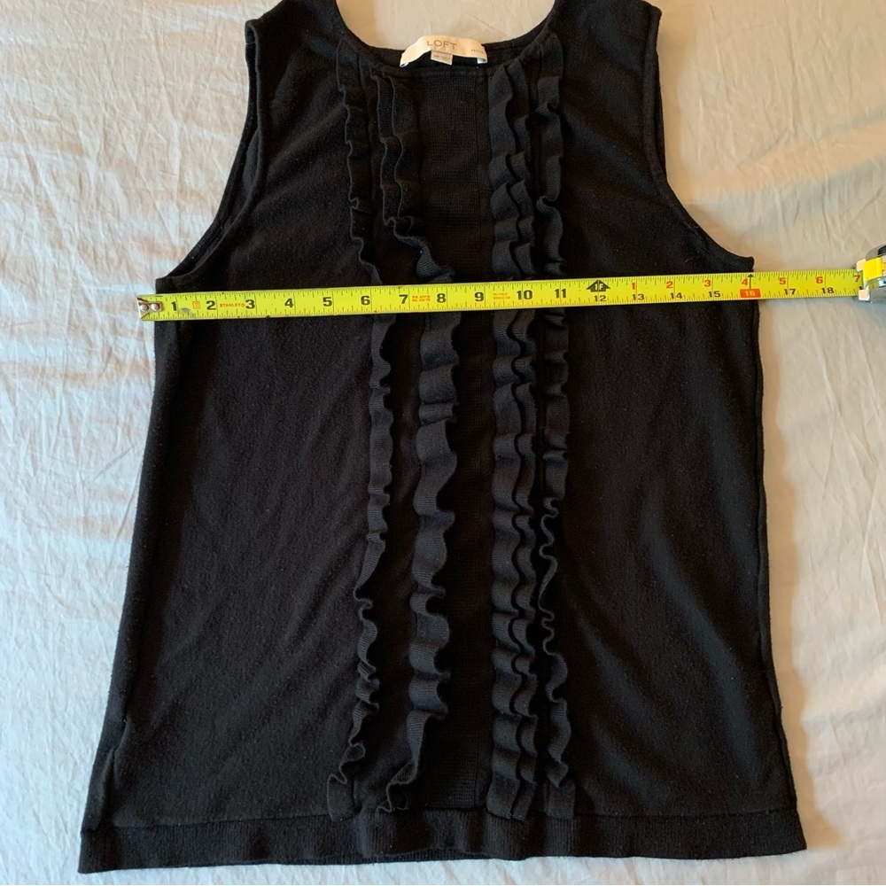 Loft Petites Ruffled Top Size MP - Picture 4 of 8